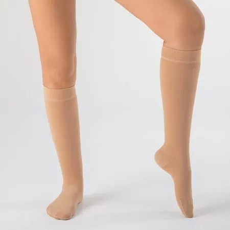 Гольфы компрессионные Evolution ТК.911 унисекс 1 класс компрессии с закрытым носком цвет бежевый  