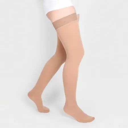 Чулки компрессионные IDEALISTA ID-300W унисекс 2 класс компрессии с закрытым носком и гладкой резинкой на широкое бедро цвет карамель 