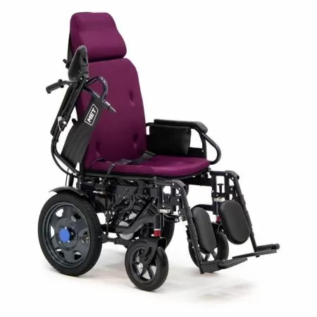 Кресло-коляска с электроприводом MET COMFORT 110, артикул 20702, ширина сиденья 44 см, колеса пневматические