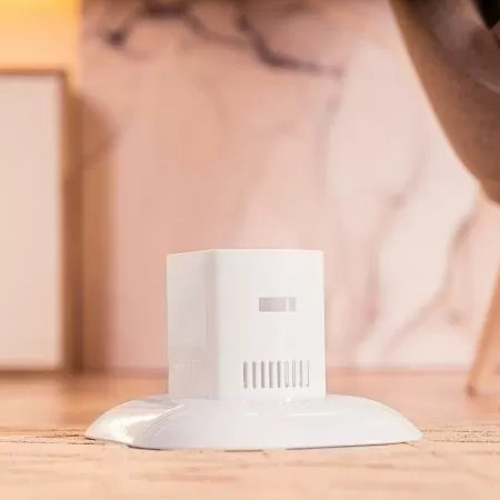 Подставка Армед Home M для одноламповых облучателей в металлическом корпусе белая