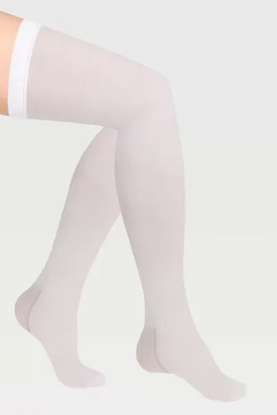 Чулки компрессионные IDEALISTA ID-380W унисекс 1 класс компрессии с закрытым носком антиэмболические для операции на широкое бедро белые 