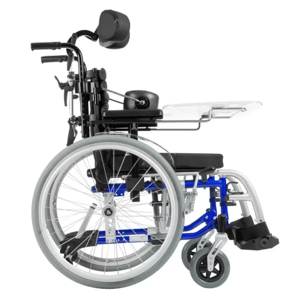 Кресло-коляска для детей с ДЦП Ortonica Puma 600 с подголовником и столиком